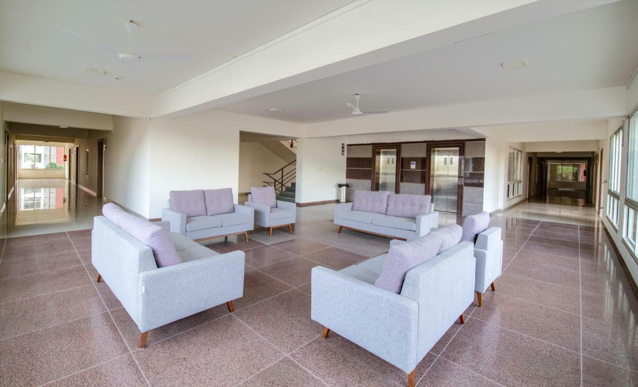 Siara Styles Amba Suites, Gándhínagar Exteriér fotografie